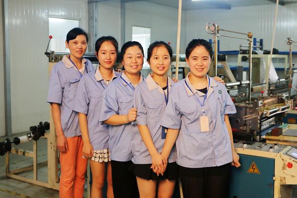 合肥遠(yuǎn)隆包裝制袋員工合影 合肥遠(yuǎn)隆包裝制袋員工合影