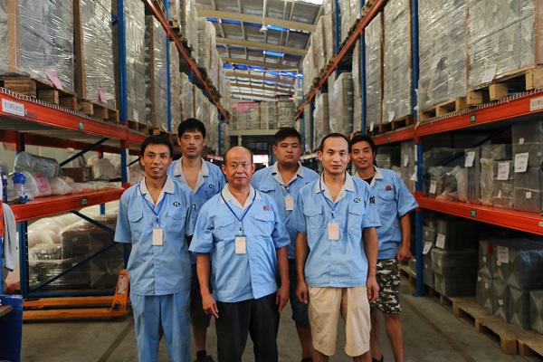 合肥遠(yuǎn)隆包裝倉庫合影 合肥遠(yuǎn)隆包裝倉庫合影